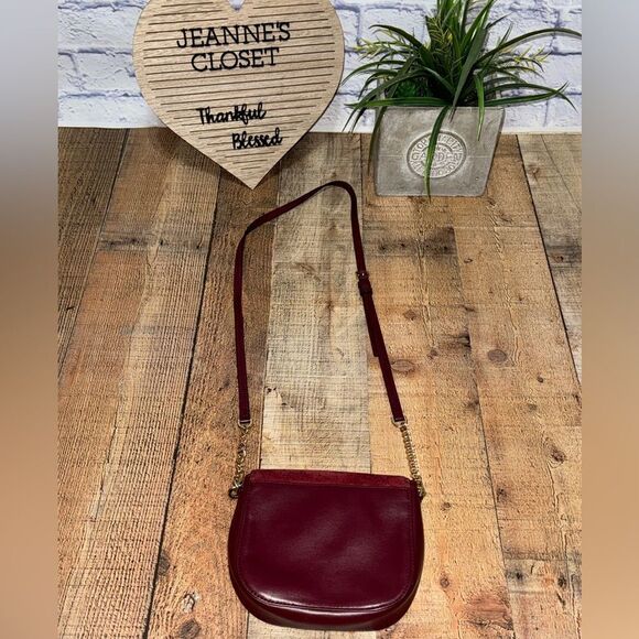 MICHAEL KORS
Leather and Suede Saddle Bag- Oxblood/Maroon - Picture 2 of 13